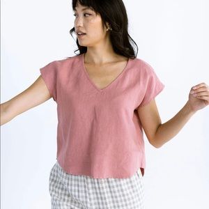 Suunday Linen V Neck in Desert Sand — XS